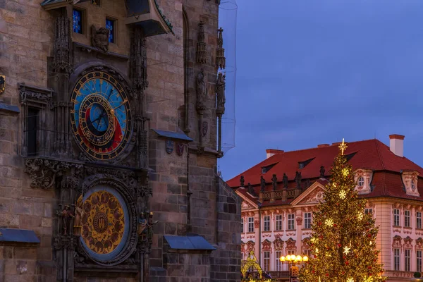 Juletid Old Town Square Med Orloj Prag Tjekkiet - Stock-foto
