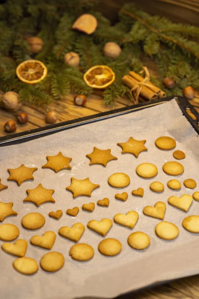 Świąteczne Ciasteczka Linzerowe Tacy Pieczenia — Zdjęcie stockowe