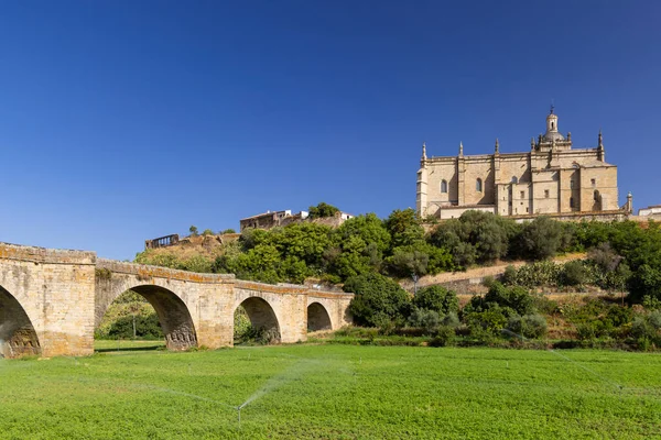 Römische Brücke Und Kathedrale Coria Provinz Caceres Extremadura Spanien — Stockfoto
