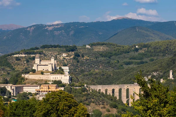 Château Spoleto Avec Aqueduc Ombrie Italie — Photo