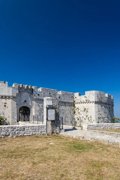 Castillo Monte Santangelo Puglia Italia —  Fotos de Stock