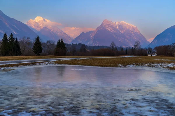 Vinterlandskap Nära Byn Bovec Triglavski Nationalpark Slovenien — Stockfoto