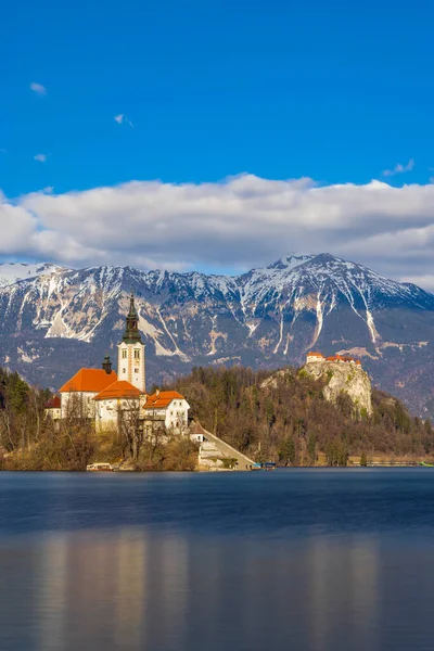 Lago Bled Com Bled Catle Igreja Inverno Julian Alps Fundo — Fotografia de Stock