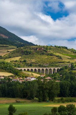 Compeyre yakınlarındaki manzara, Midi-Pyrenees, Ayrılış Aveyron, Fransa