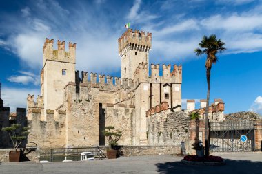 Sirmione Kalesi, Garda Gölü, Lombardy Bölgesi, İtalya