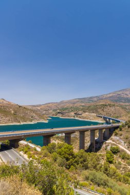 Su Barajı Kuralları (Embalse de Rules), Sierra Nevada, Endülüs, İspanya