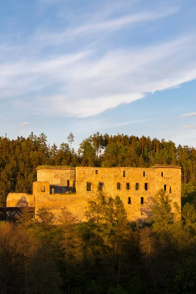 捷克共和国波希米亚中部Krakovec城堡的废墟 — 图库照片