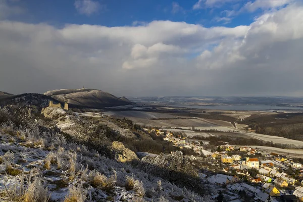 Palava Winterlandschap Met Sirotci Hradek Ruïnes Zuid Moravië Tsjechië — Stockfoto