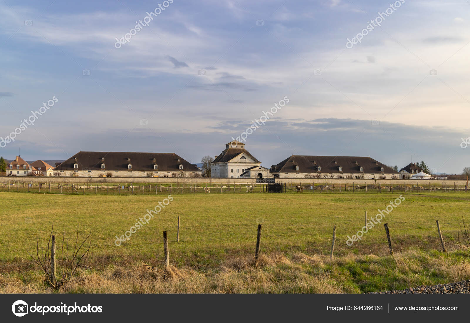 Королевский Соляной Комбинат Арк Сенан Объект Всемирного Наследия.