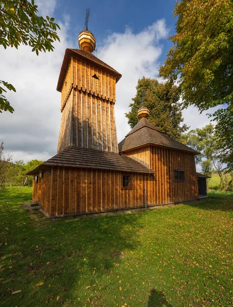 Chiesa Legno Ognissanti Nizna Polianka Slovacchia — Foto Stock