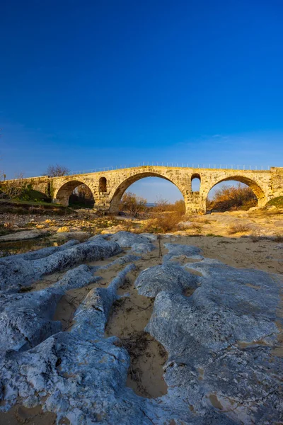 Pont Julien Roman Stone Arch Bridge Calavon River Provence Γαλλία — Φωτογραφία Αρχείου