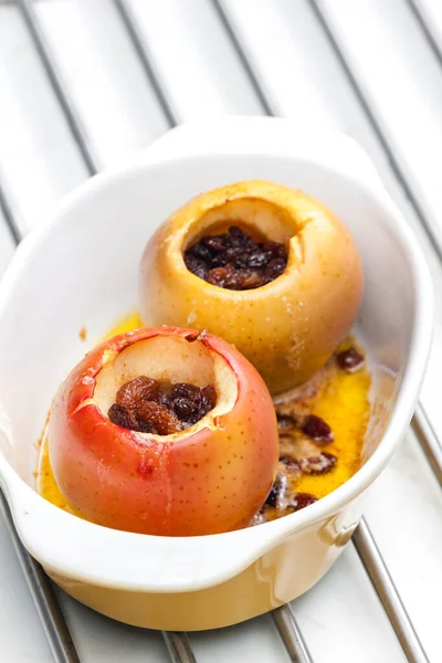 Sweet Apples Baked Raisins — Stock Photo, Image