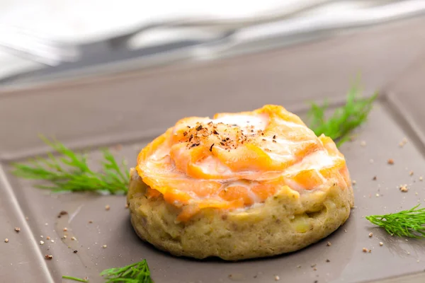 Salty Cake Filled Cream Cheese Served Smoked Salmon Dill — Stock Photo, Image