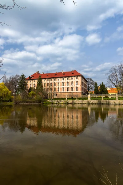 Palast Libochovice Der Tschechischen Republik — Stockfoto