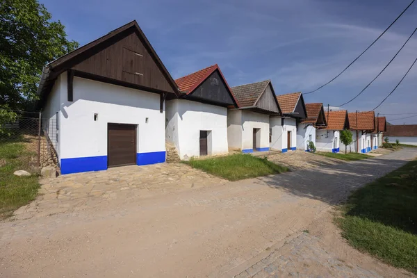 捷克共和国摩拉维亚南部斯洛伐克科Blatnice Pod Svatym Antoninkem的传统酒窖 — 图库照片