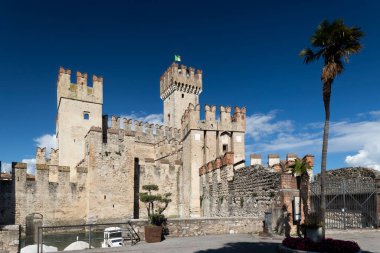 Sirmione Kalesi, Garda Gölü, Lombardy Bölgesi, İtalya