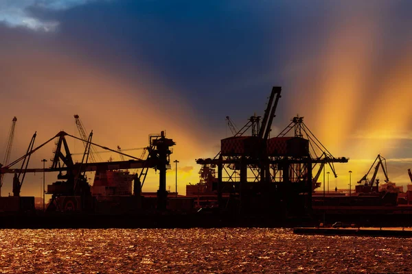 Kikötői Ipari Övezet Taranto Apulia Olaszország — Stock Fotó