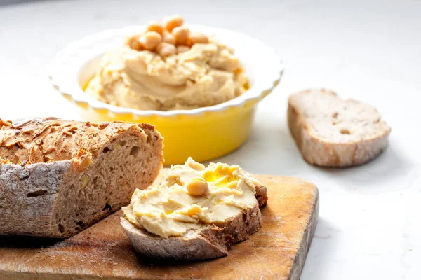 Still Life Hummus Bread — Stock Photo, Image