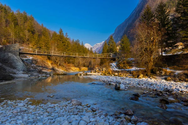 Puente Cuerda Sobre Río Soca Parque Nacional Triglavski Eslovenia — Foto de Stock