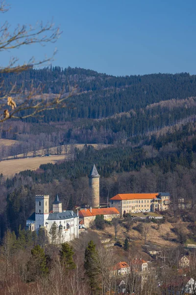 Rozmberk Nad Vltavou Castle Tjekkiet - Stock-foto