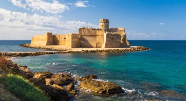 Isola di Capo Rizzuto Kalesi, Crotone ili, Calabria, İtalya