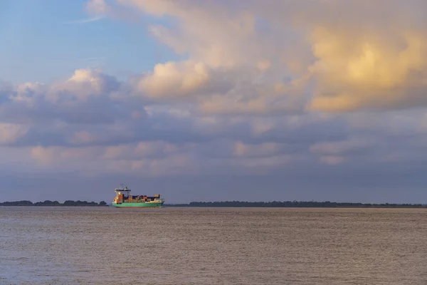 Cargo Ferry River Gironde Nouvelle Aquitaine France — Stock Photo, Image