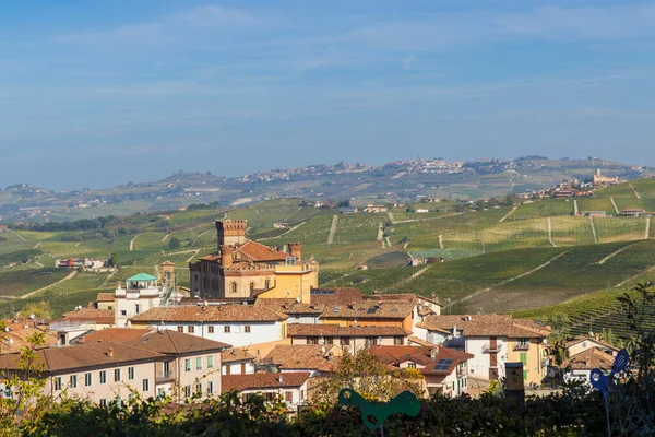 Hrad Město Vinicí Barolu Langhe Region Piemont Itálie — Stock fotografie