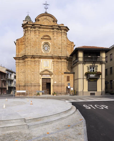 Kościół San Bernardino Canale Piemont Włochy — Zdjęcie stockowe