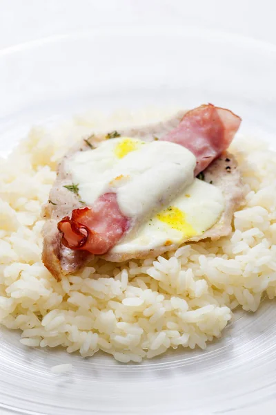 Poultry Meat Baked Ham Cheese Served Rice — Stock Photo, Image