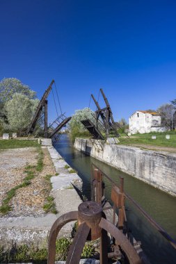 Vincent van Gogh bridge (Pont Van-Gogh, Langlois Bridge) near Arles, Provence, France