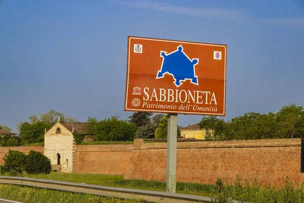 意大利伦巴第教科文组织世界遗产所在地Sabbioneta城墙 — 图库照片