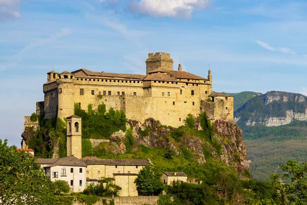 Kasteel Van Bardi Castello Bardi Met Stad Provincie Parma Emilia — Stockfoto