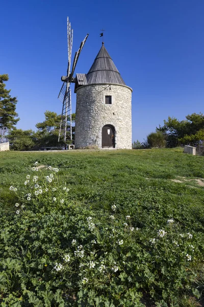 Montfuron Windmill Moulin Saint Elzear Montfuron Provence Alpes Haute Provence — Zdjęcie stockowe
