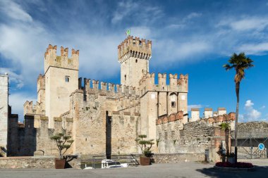 Sirmione Kalesi, Garda Gölü, Lombardy Bölgesi, İtalya