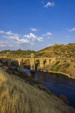Alcantara Köprüsü (Puente de Alcantara) Roma köprüsü, Alcantara, Extremadura, İspanya