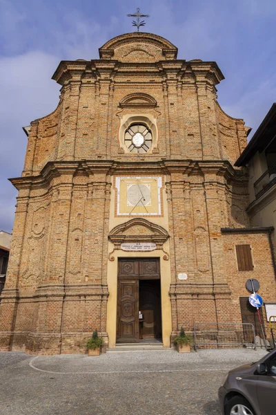 San Bernardino Kilisesi, Canale, Piedmont, İtalya