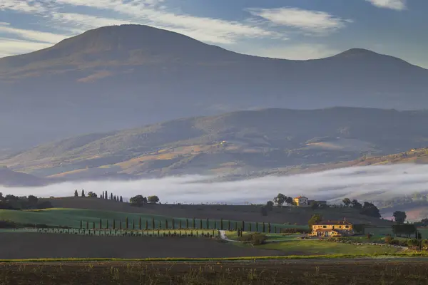 意大利托斯卡纳Val Orcia典型的托斯卡纳早秋风景 — 图库照片