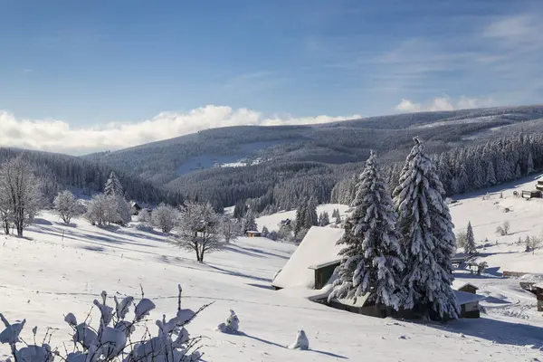 捷克共和国北部波希米亚巨山Horni Mala Upa周围的冬季景观 — 图库照片