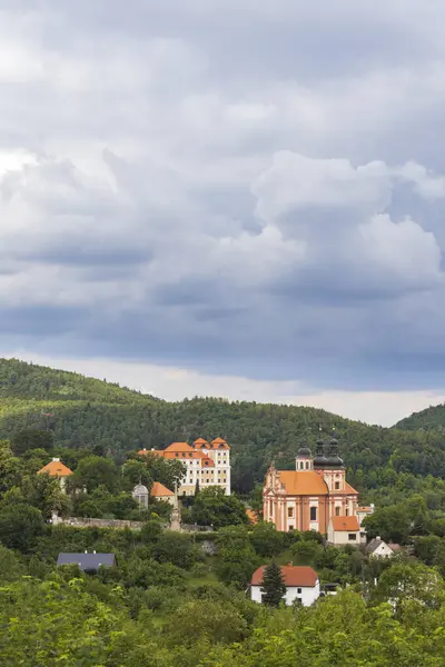 Castello Chiesa Valec Boemia Occidentale Repubblica Ceca — Foto Stock