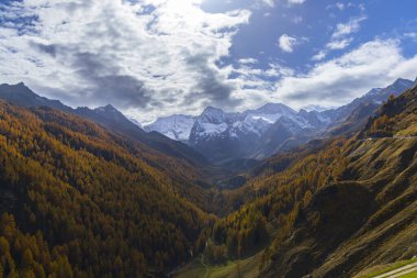 Texelgruppe doğa parkı (Parco Naturale Gruppo di Tessa) Timmelsjoch yakınlarında - yüksek Alp yolu, Güney Tyrol, İtalya