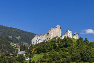 Heinfels Kalesi, Doğu Tyrol, Avusturya