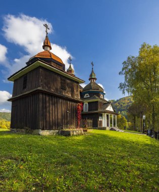 Kutsal Bakire Meryem 'in Korunması Kilisesi, Nizny Komarnik, Slovakya