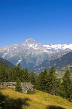 Lanslebourg-Mont-Cenis yakınlarındaki manzara, Savoy, Fransa