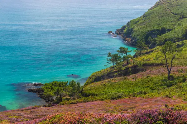 Cap de la Chevre, Crozon, Brittany, Fransa 'da manzara