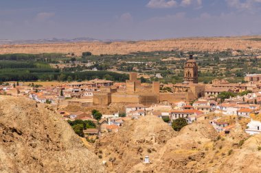 Guadix mağara evleri (Cuevas de Guadix), Guadix, Granada ili, Endülüs, İspanya