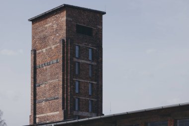 Kızıl Ölüm Kulesi, Çek dilinde 