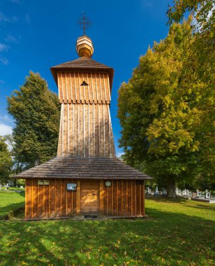 Azizler ahşap kilise, Nizna Polianka, Slovakya