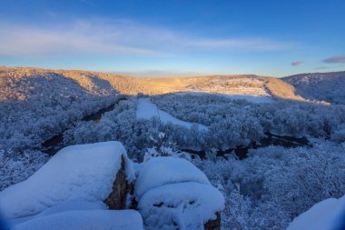 Hnanice yakınlarındaki Nine Mills Viewpoint, NP Podyji, Güney Moravya, Çek Cumhuriyeti