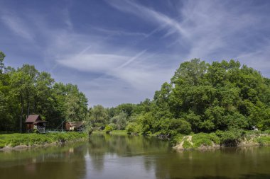 Morava ve Dyje nehirlerinin birleşimi, Zahorie (CHKO Zahorie), Avusturya, Slovakya ve Çek Cumhuriyeti 'nin üçlü sınırı