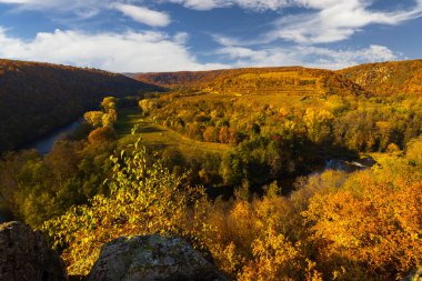 Hnanice yakınlarındaki Nine Mills Viewpoint, NP Podyji, Güney Moravya, Çek Cumhuriyeti